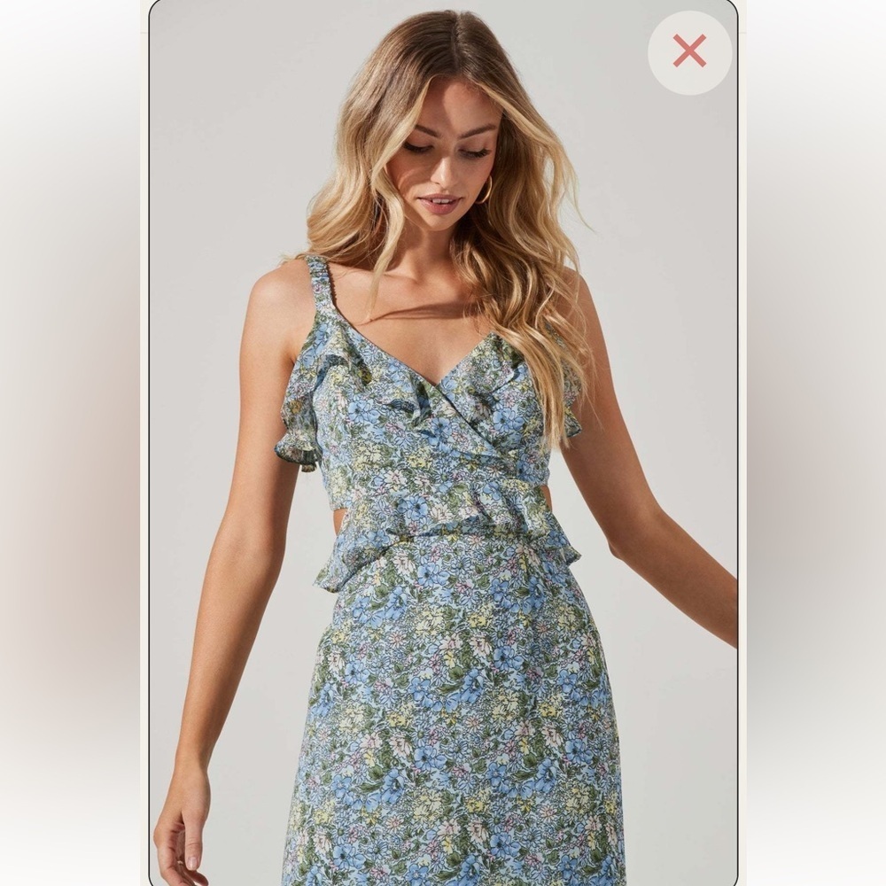 ASTR wildflower ruffle dress - Picture 3 of 11
